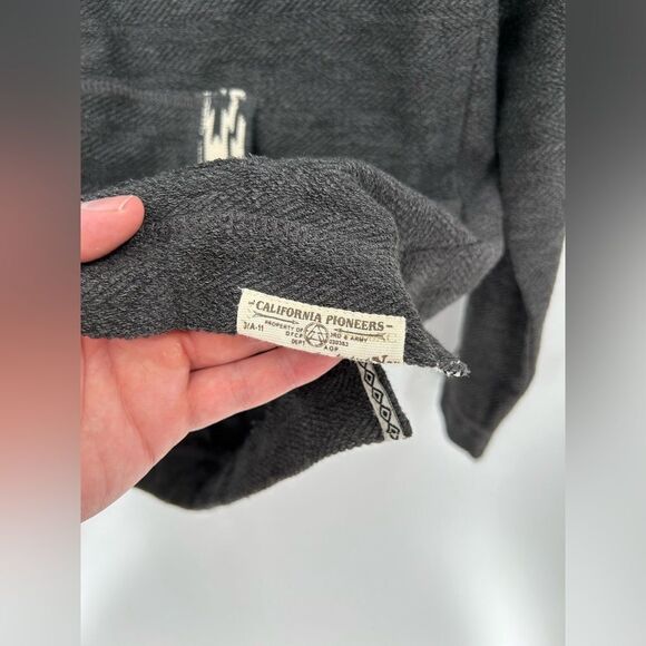 Third & Army Pullover Grey Hoodie Sweatshirt NWT Small - Picture 4 of 8